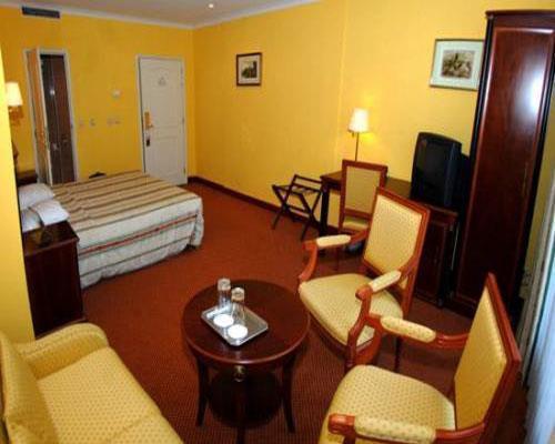 Zdjęcia Centrale 4*