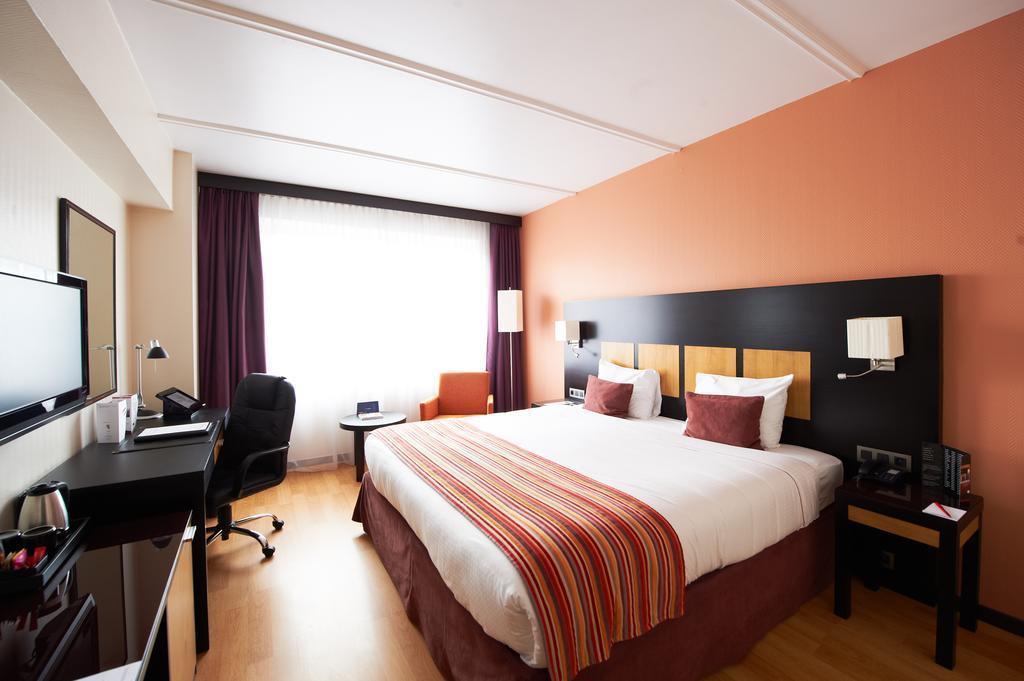 Zdjęcie Husa President Park Hotel 4*