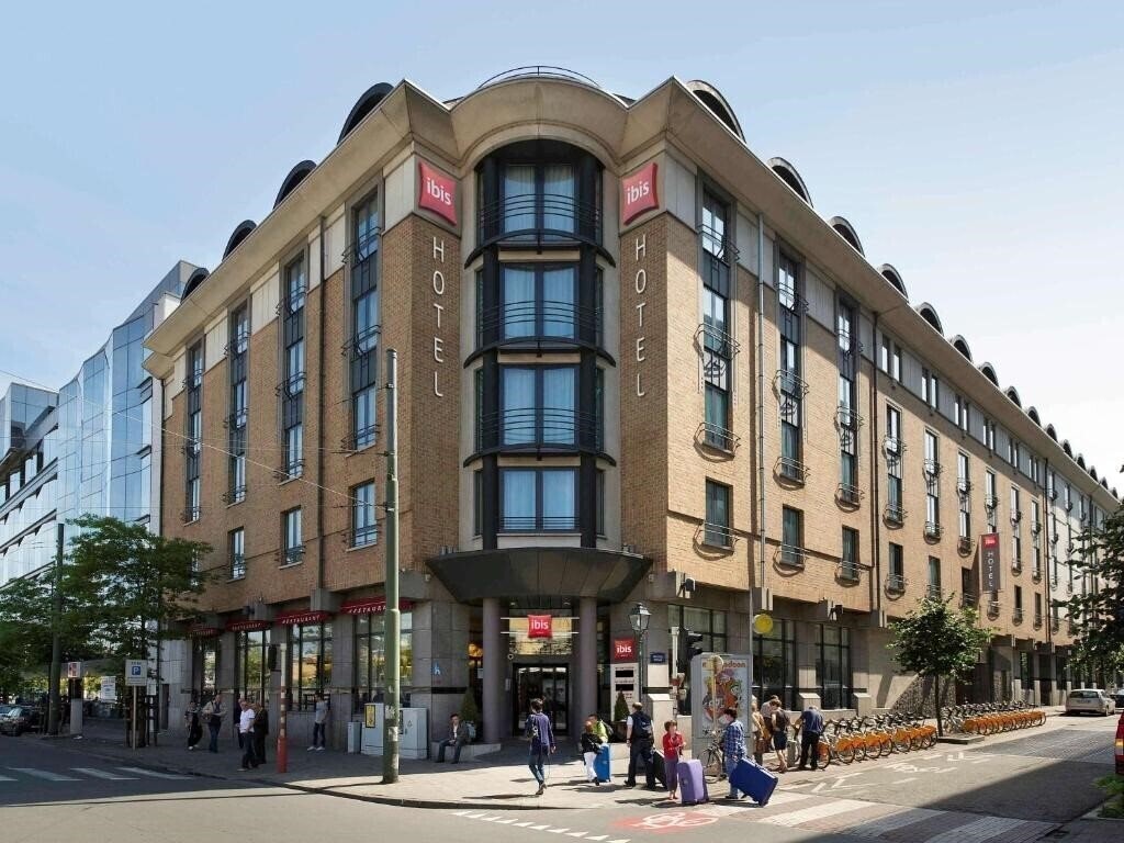 Hotel Ibis Brussels Centre Gare Midi 3*