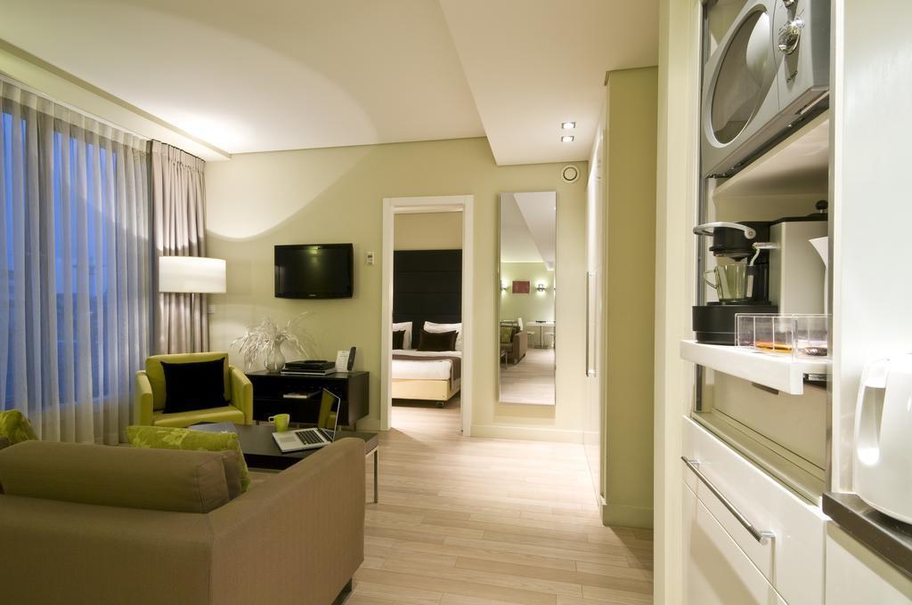 Obraz B-Aparthotel Grand Place 4*