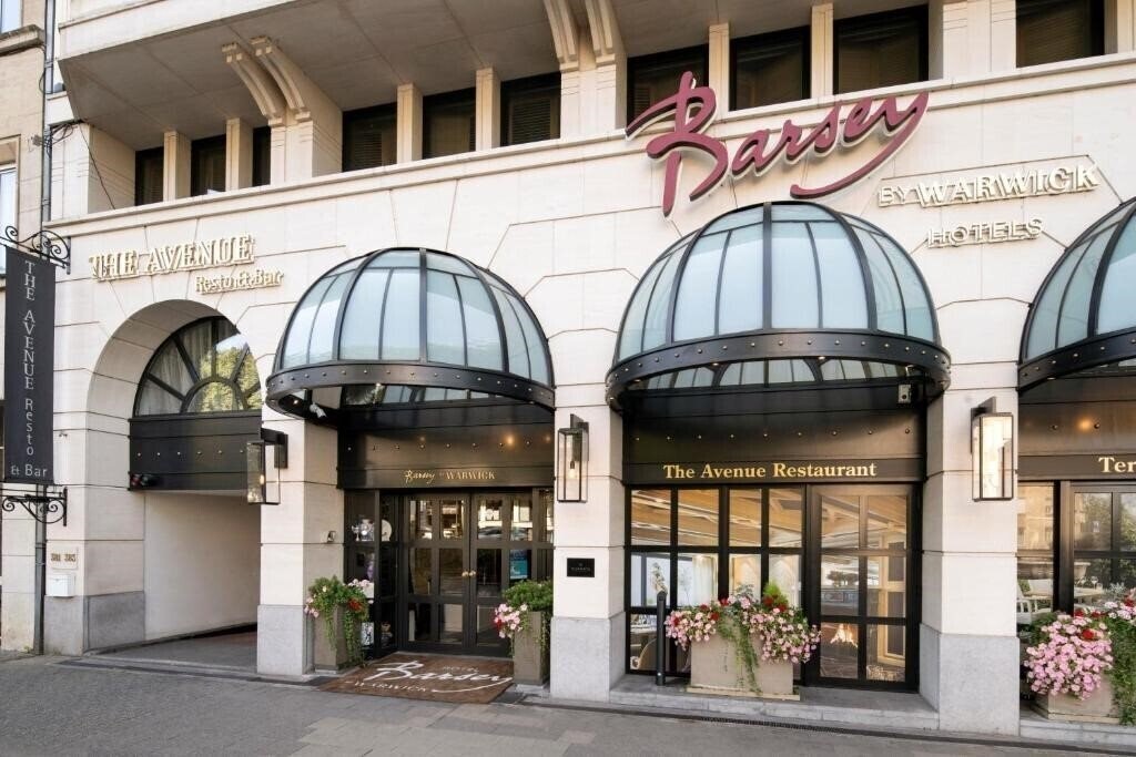 Hotel Warwick Barsey Hotel 4*