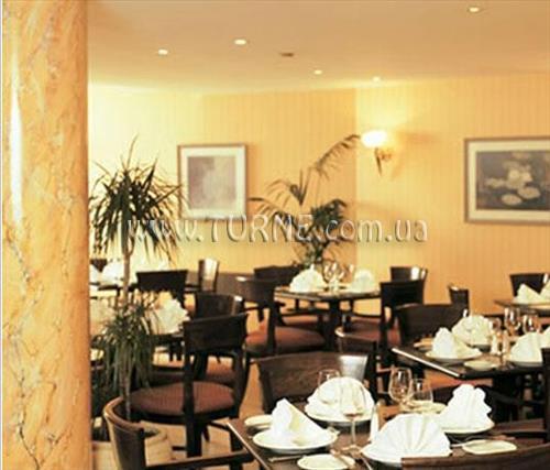 Zdjęcie NH Gent Sint Pieters 4*