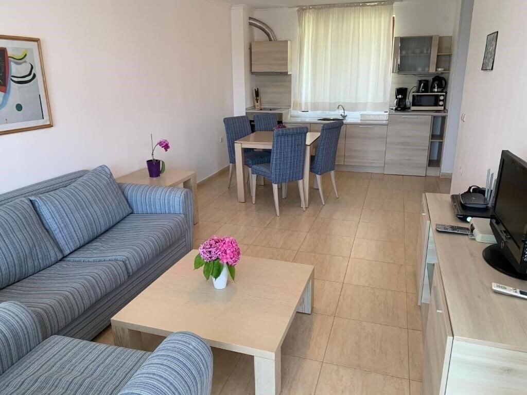 Zdjęcie Dinevi Resort Front Line 5*