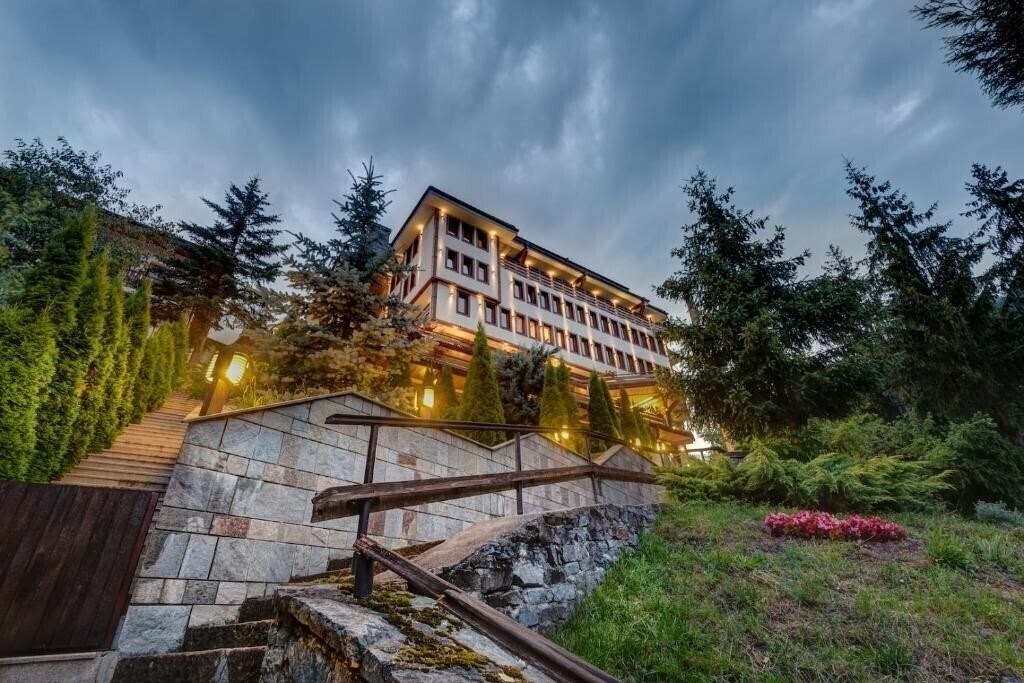 Zdjęcie Shiroka Laka Hotel 4*