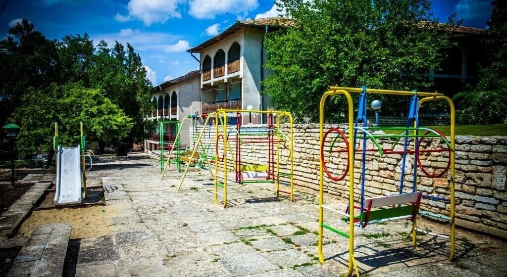 Zdjęcie Biser Hotel 2*