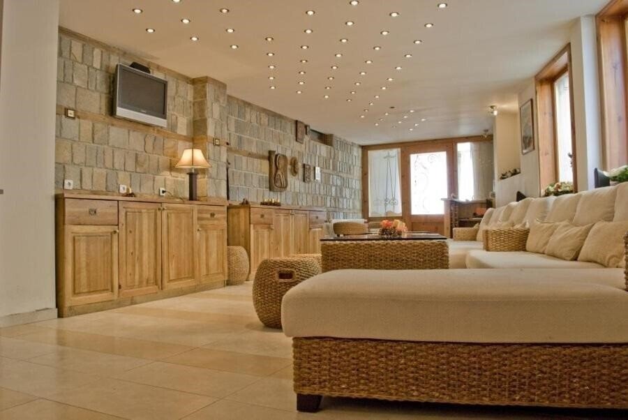 Фотографія Chicho Tsane 3*