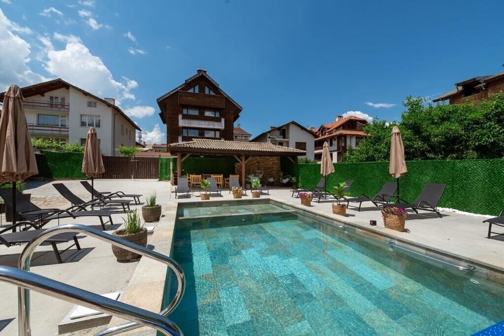 Готель Hotel Grami 3*