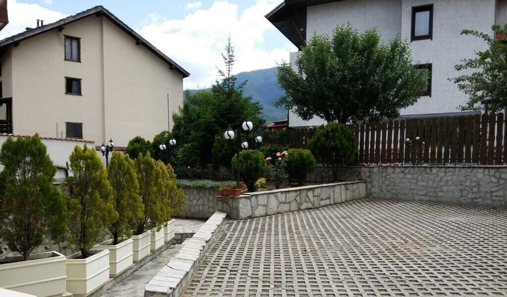 Zdjęcie Guest House Ela 3*