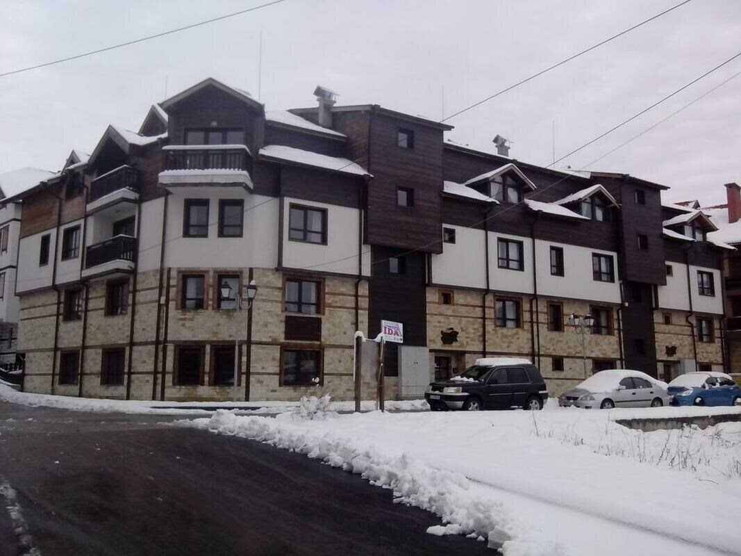 Фотографія Gondola Apartments & Suites 2*