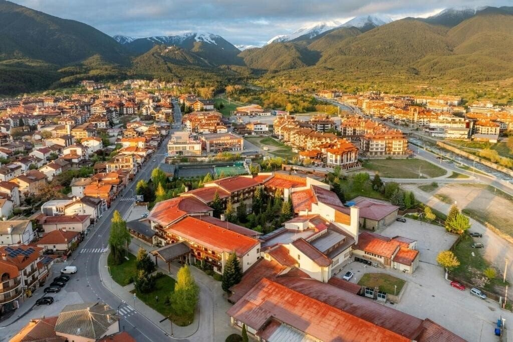 Zdjęcia Four Points by Sheraton Bansko (ex. Strazhite Hotel, Downtown Ski & SPA) 4*