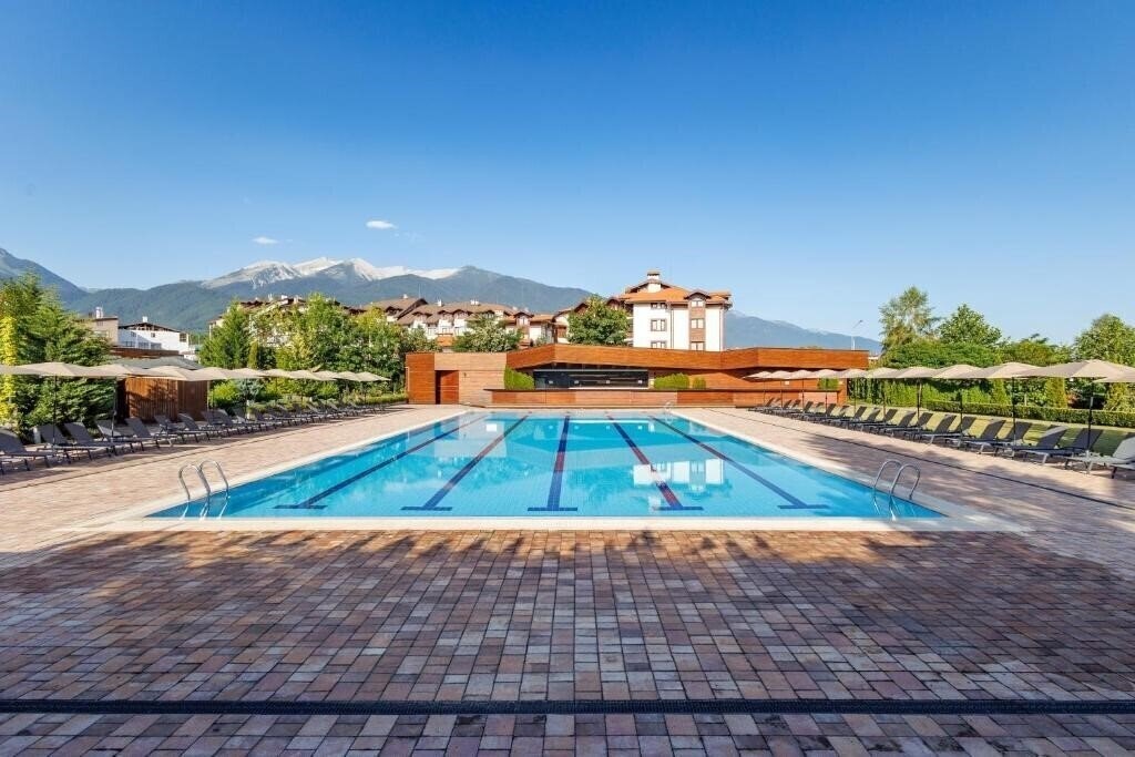 Zdjęcie Four Points by Sheraton Bansko (ex. Strazhite Hotel, Downtown Ski & SPA) 4*
