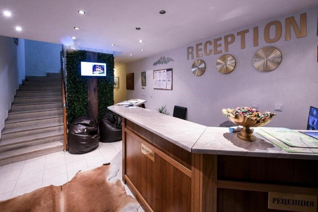 Изображение Ski Lift Hotel by Andre (ex. Mountain Paradise Bansko, Family Hotel Ski Lift Hotel, SLH by Andre Wellness & Recreation ) 3*