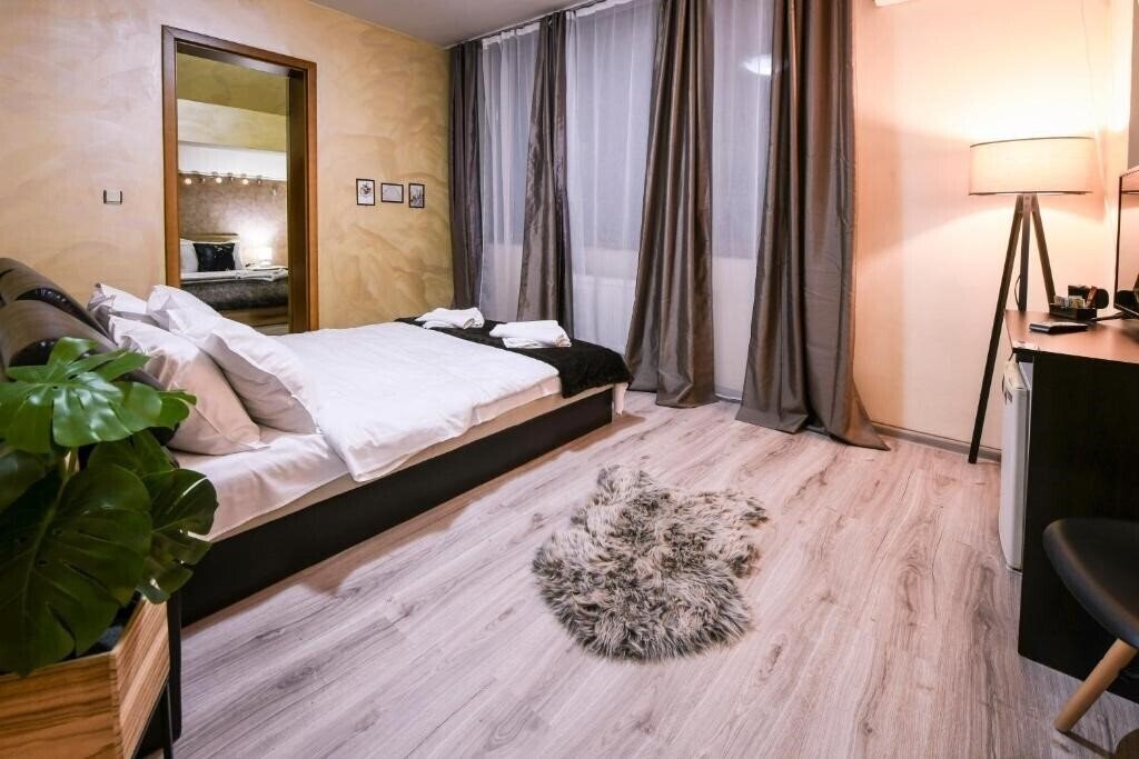 Фото Ski Lift Hotel by Andre (ex. Mountain Paradise Bansko, Family Hotel Ski Lift Hotel, SLH by Andre Wellness & Recreation ) 3*