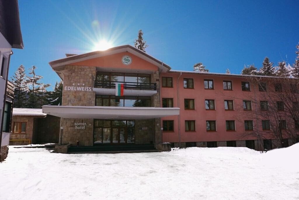 Hotel Edelweiss 3*