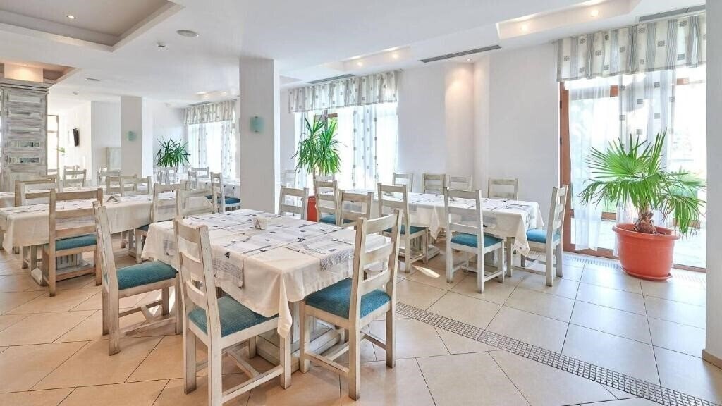 Картинка Oasis Del Mare 4*