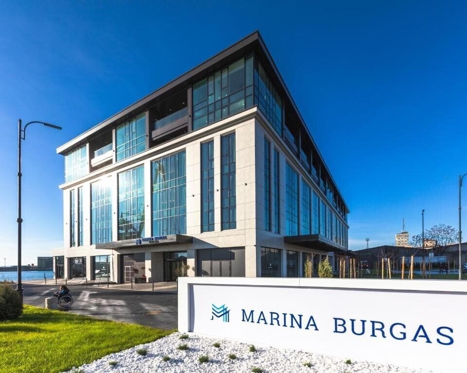 Готель Das Marina Burgas 3*