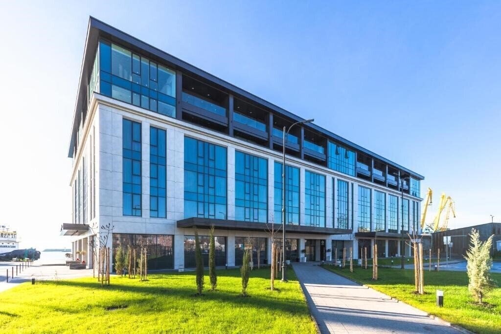 Фото Das Marina Burgas 3*