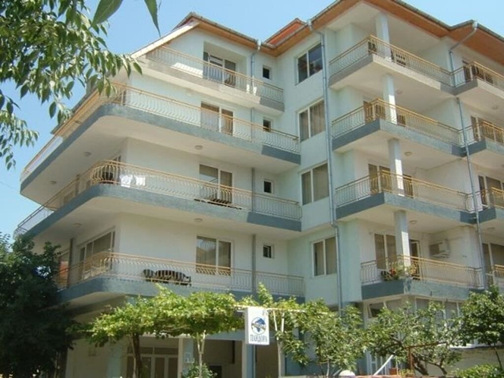 Hotel Nelly-Pandora 2*