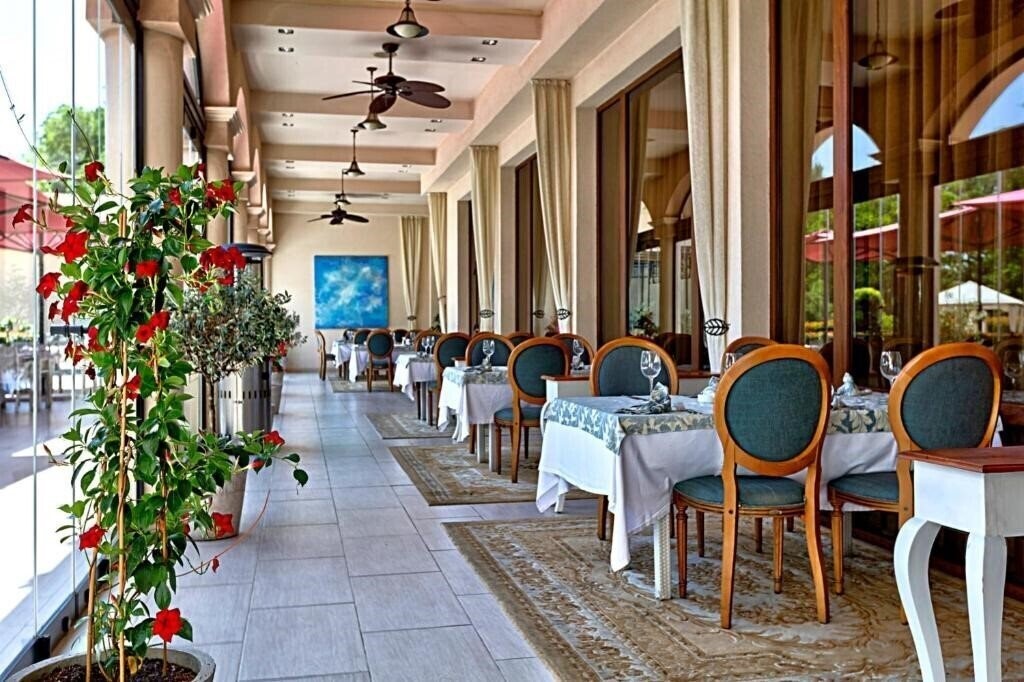 Фотографія Grand Hotel & SPA Primoretz (ex. Grand Hotel Primorets) 5*