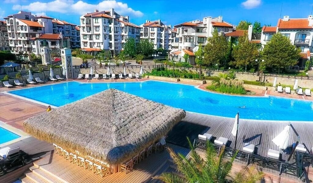 Фото Oasis Resort & SPA апартаменты