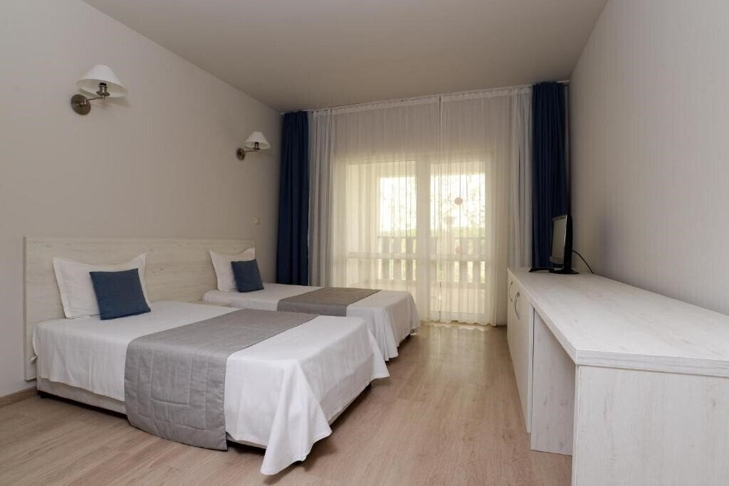 Картинка Bella Vista Beach Club 4*