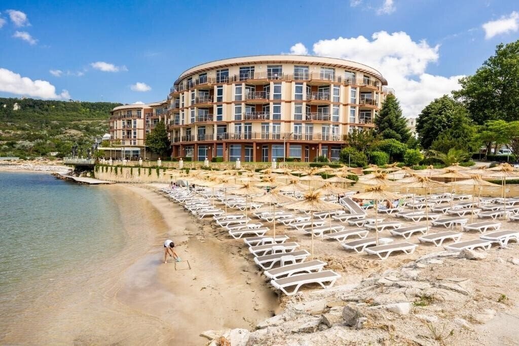 Готель Royal Bay Resort & Aqua Park 4*