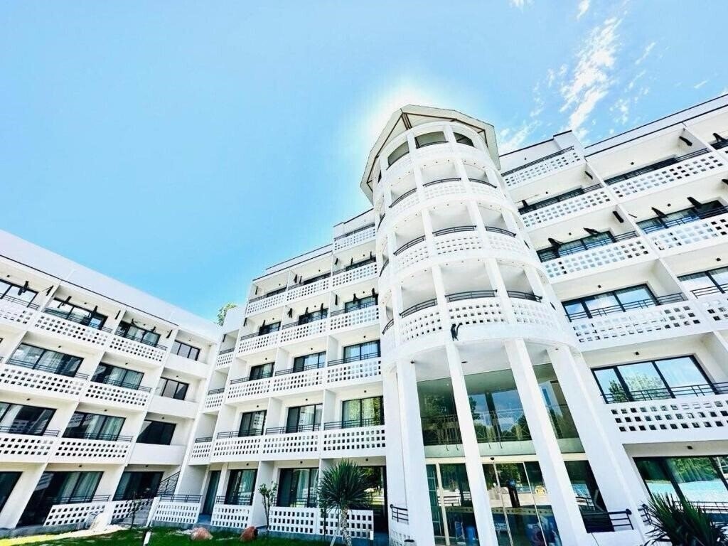 Готель Green Park 3*