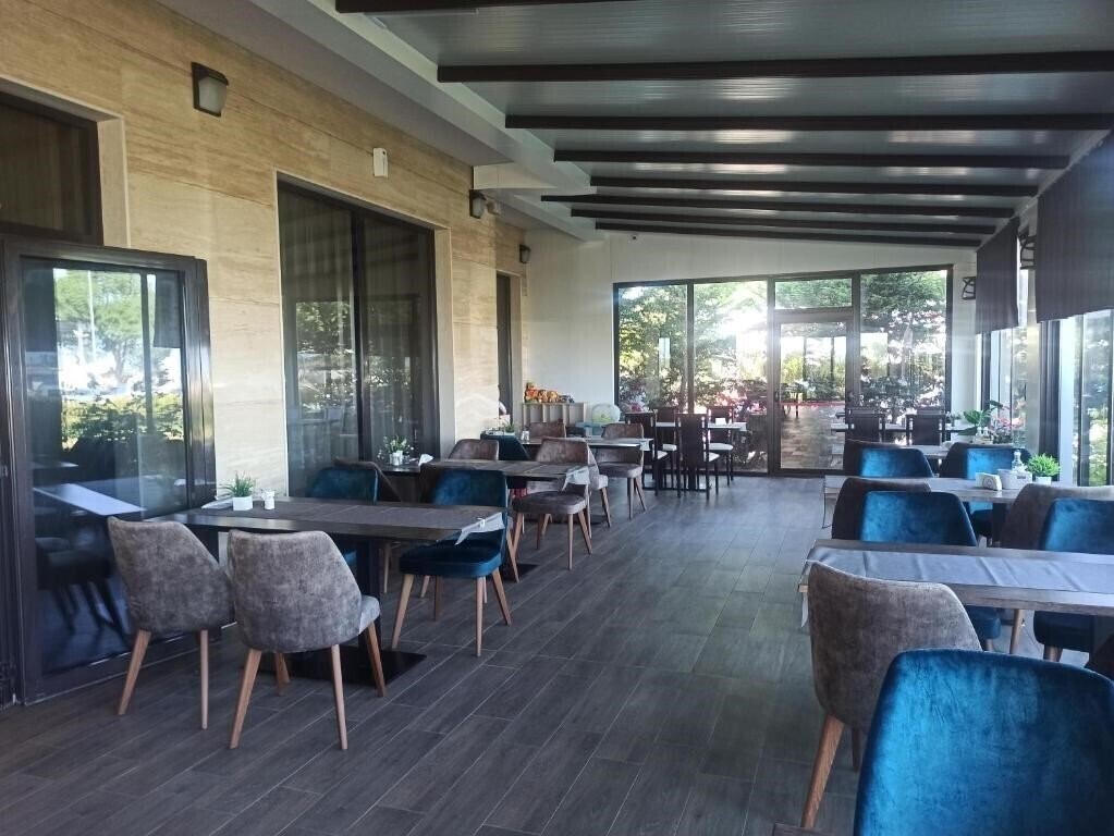 Zdjęcie Magnific 1*