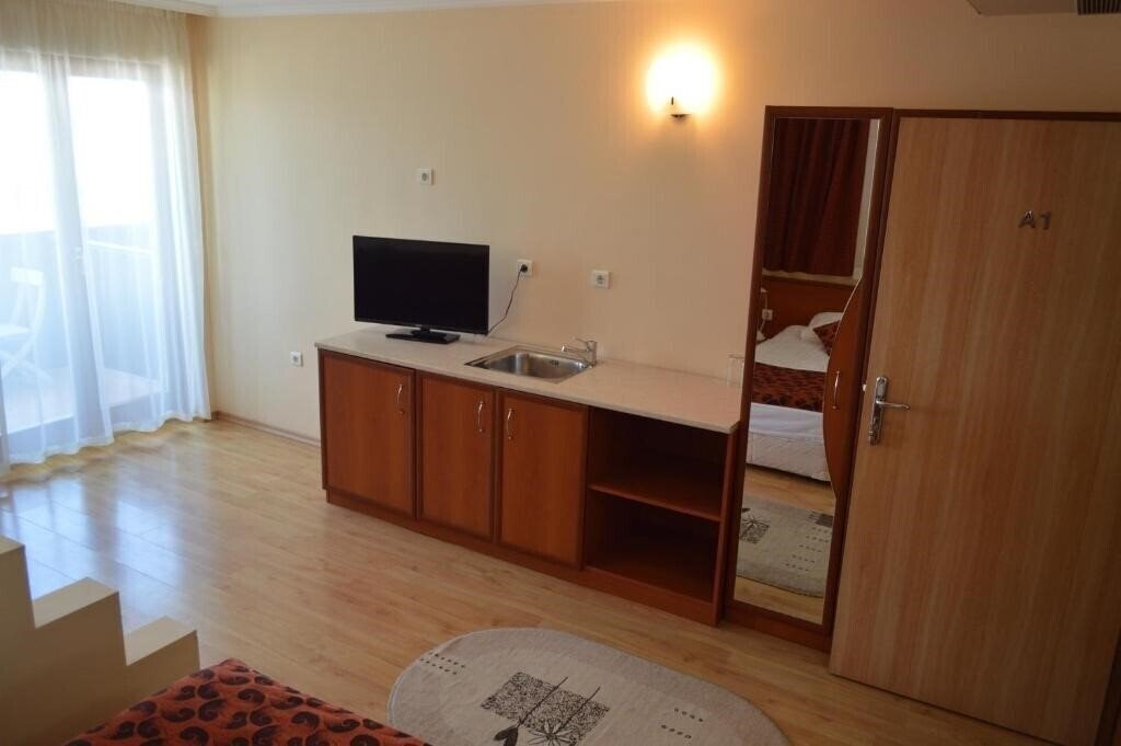 Obraz Stankoff (Nesebar) 2*