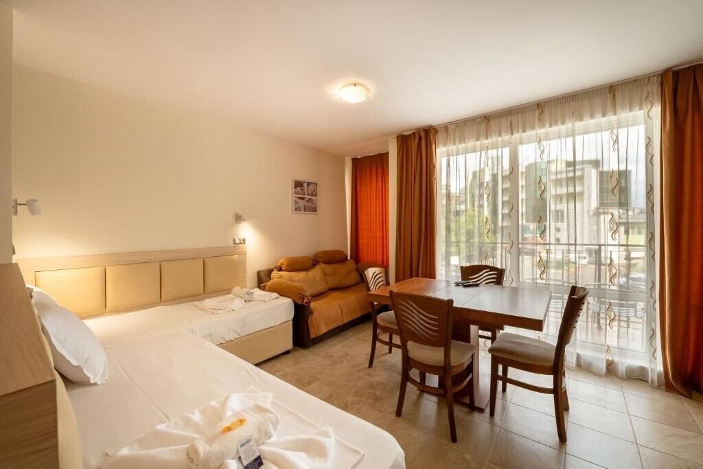 Zdjęcie Perla Ah 3*