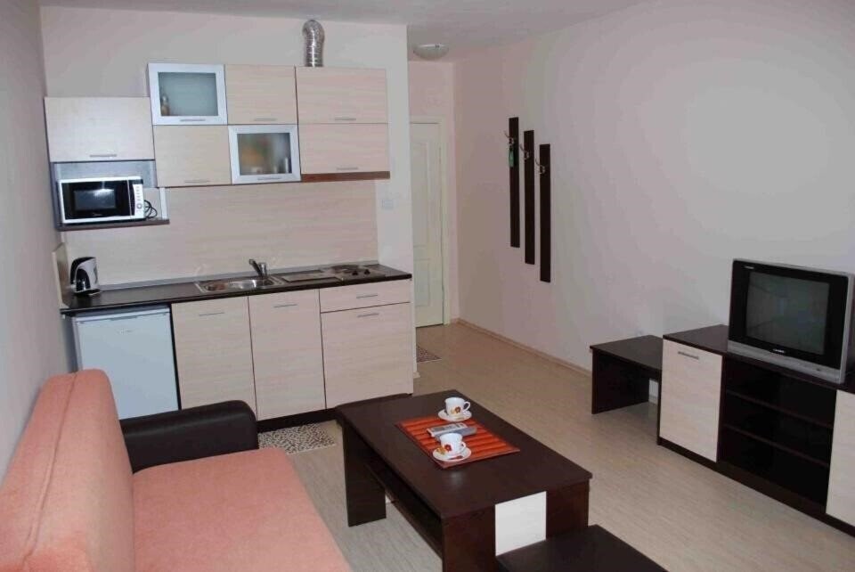 Фотографія Guest House Topalovi-West 2*