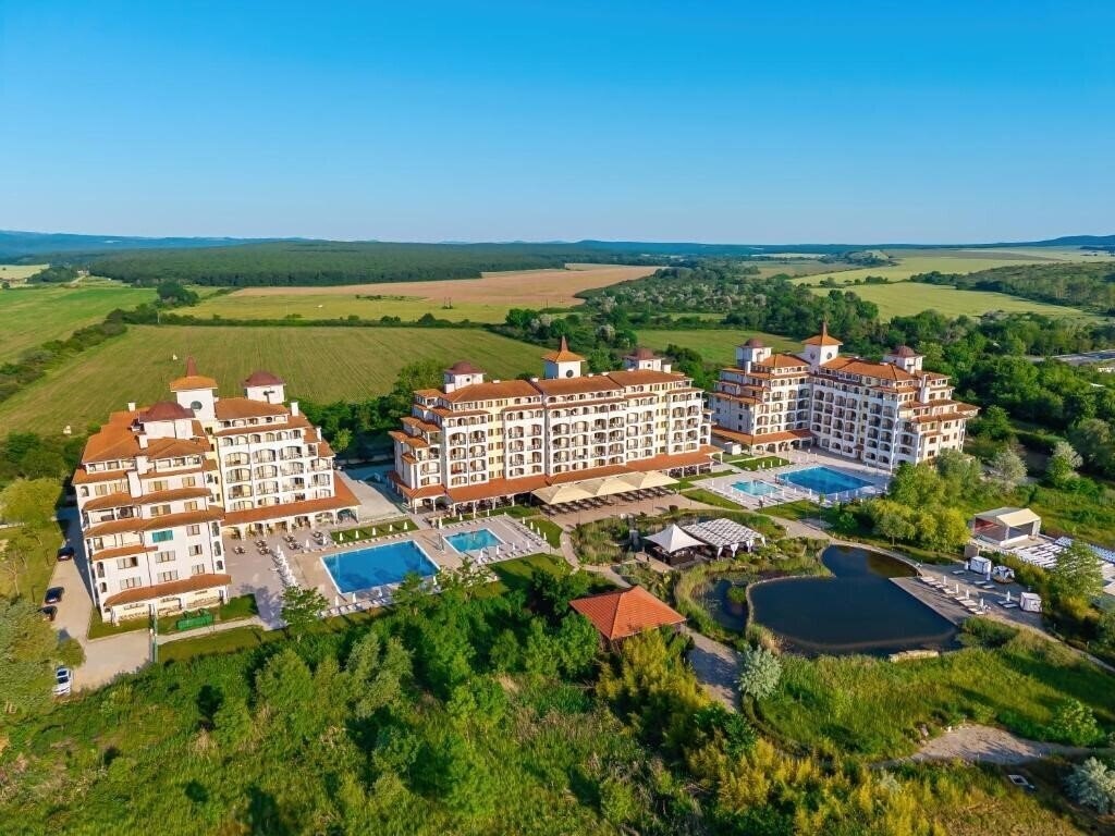 Готель Sunrise All Suite Resort 4*