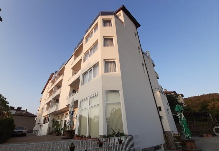 Отель Alexander 3*