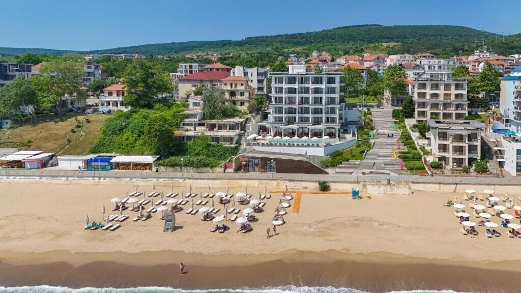 Картинка La Boheme (Adults Only 16+) 3*