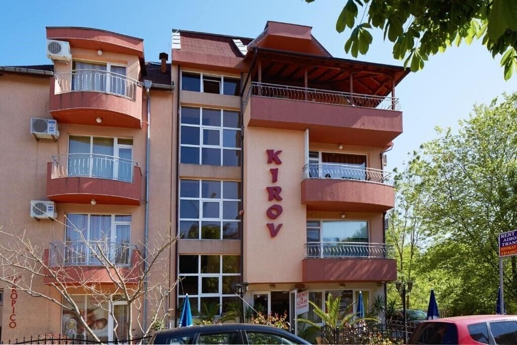 Готель Kirov 2*