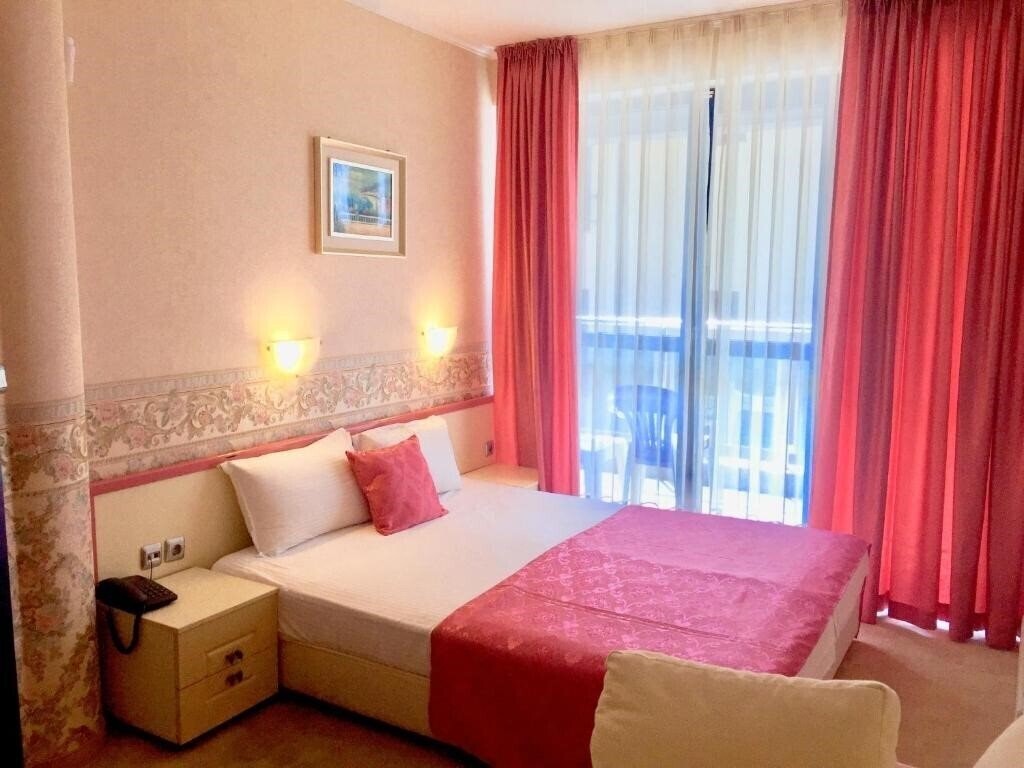 Obraz Royal Ravda 3*