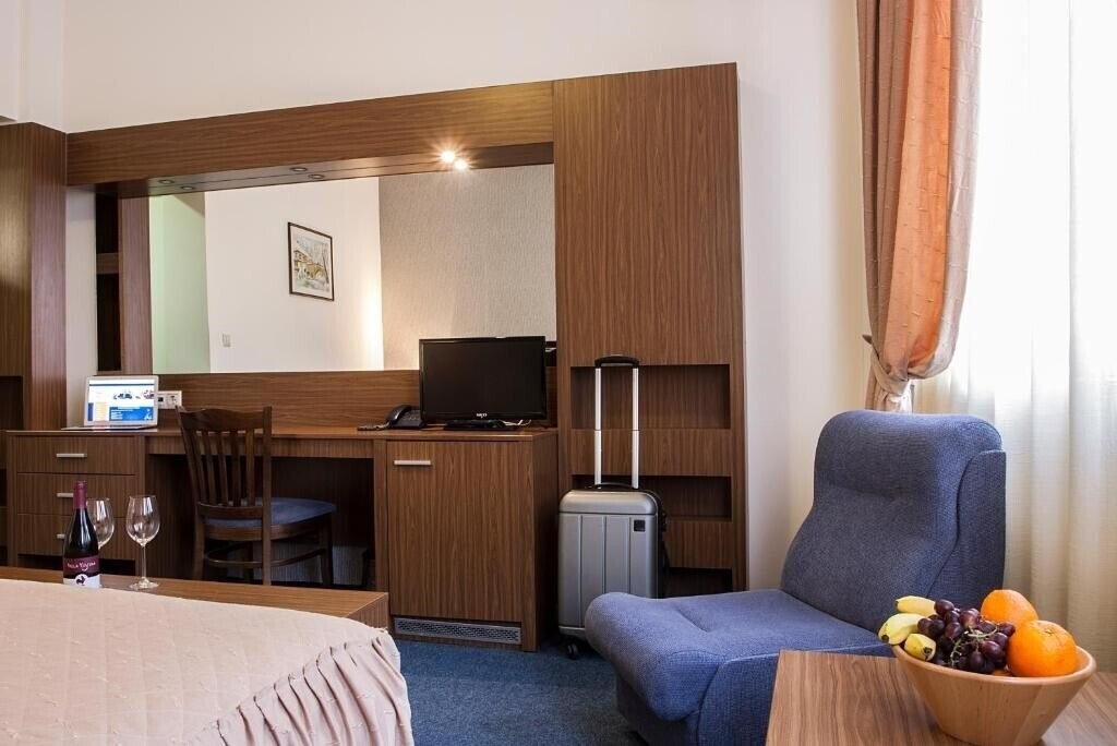 Zdjęcie Diter Hotel 3*