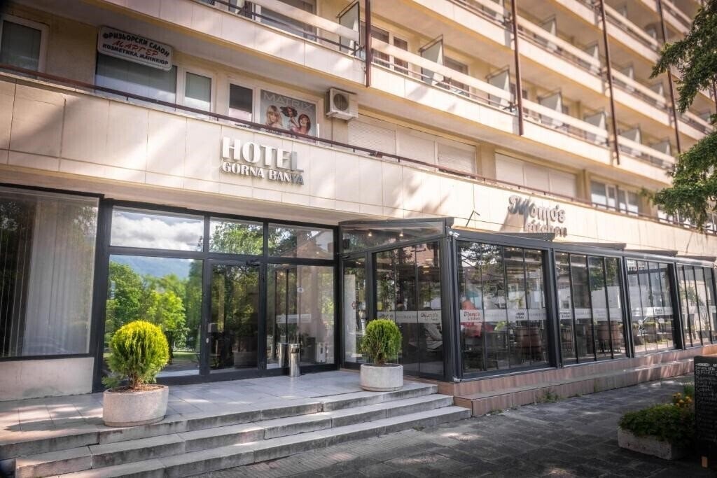 Hotel Gorna Banya 2*