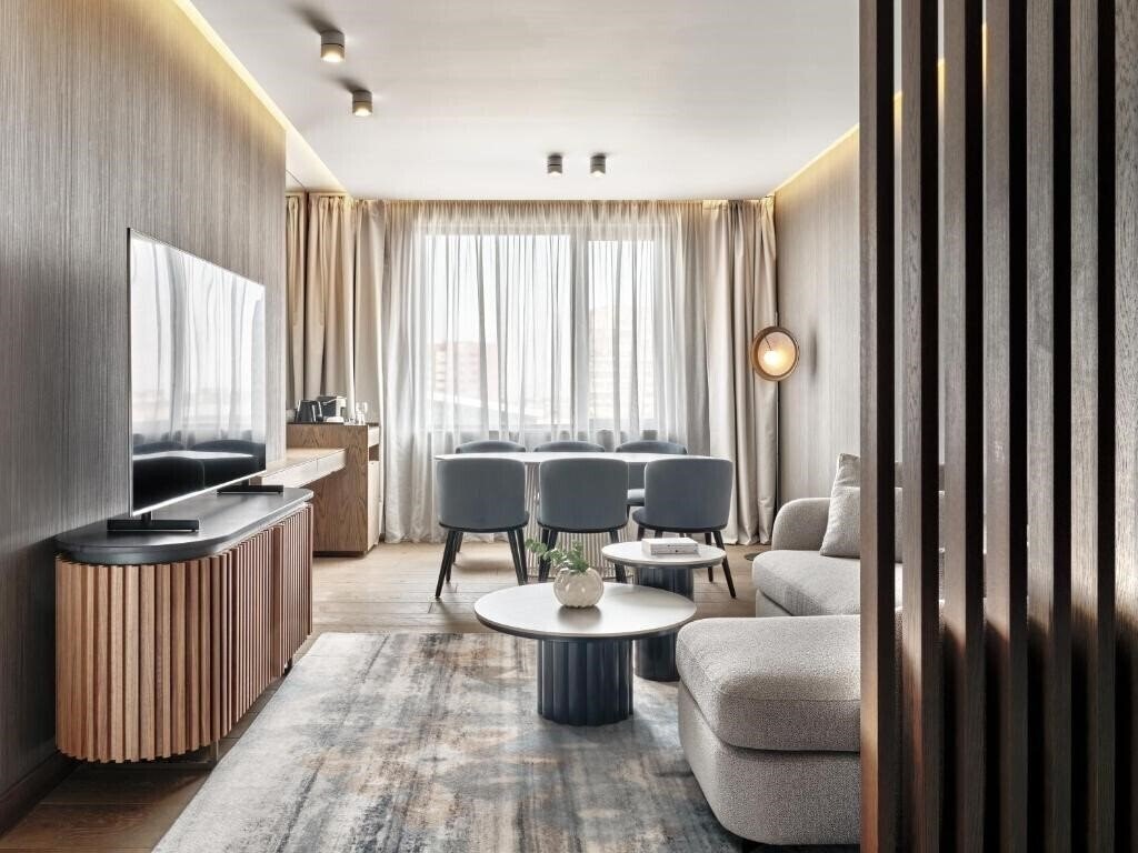 Zdjęcie Holiday Inn 5*