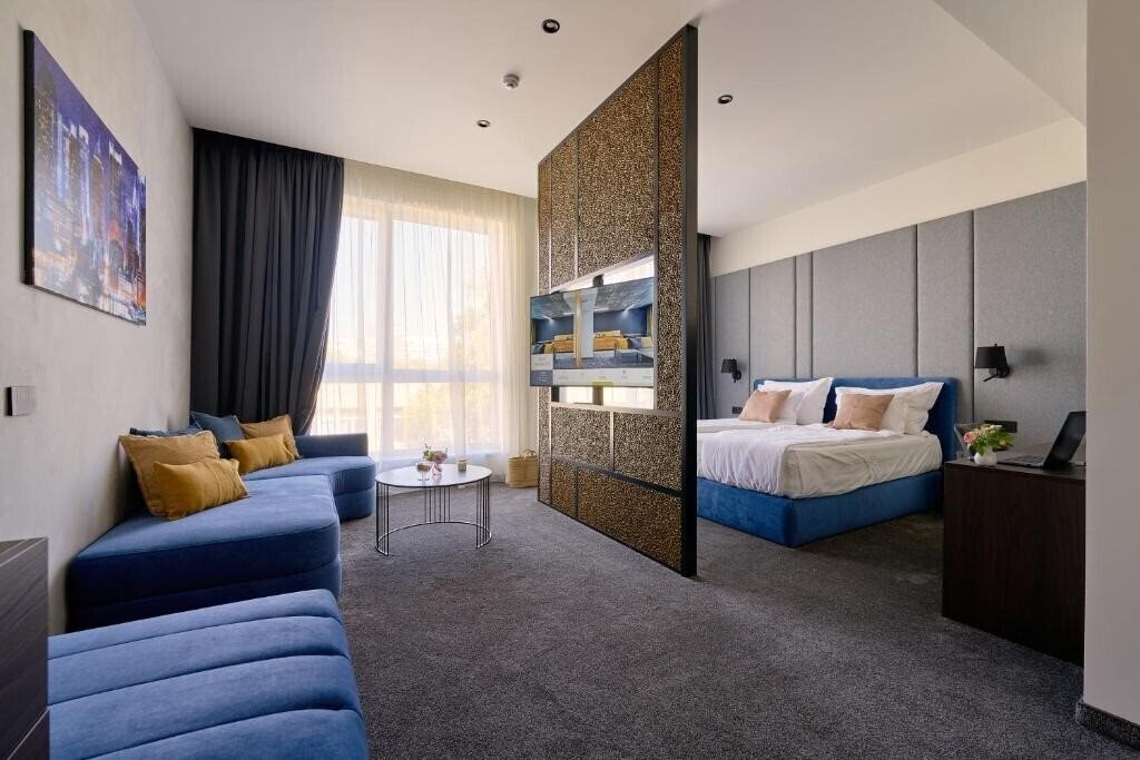 Hotel Adella Boutique Hotel 4*