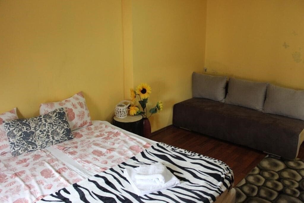 Отель Italian House Sofia 3*