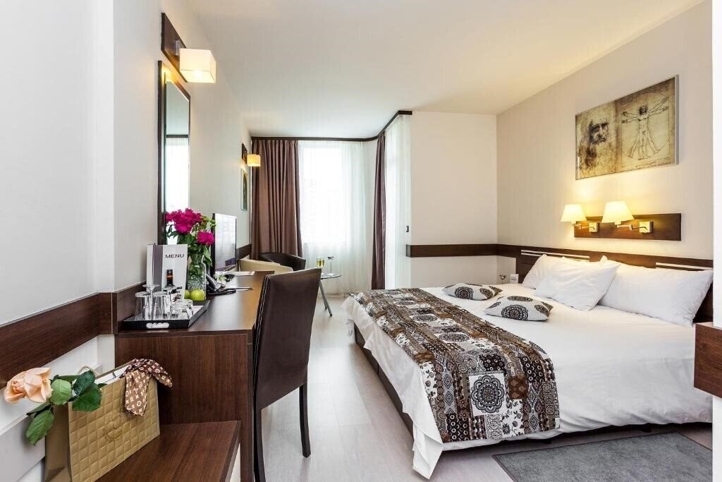 Изображение Grami 4*