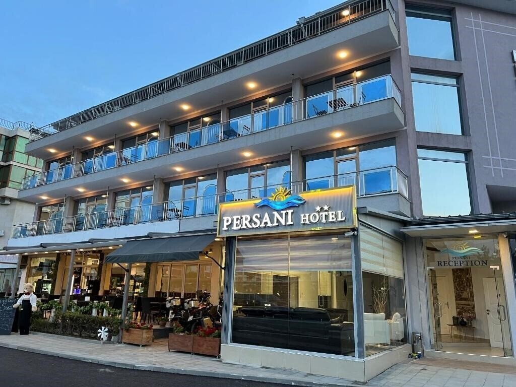 Hotel Persani 3*
