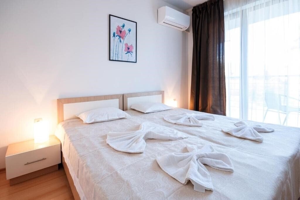 Картинка New Line Village 3*