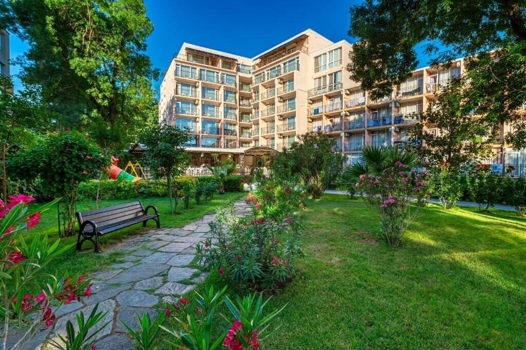 Hotel Riva Park Hotel 4*