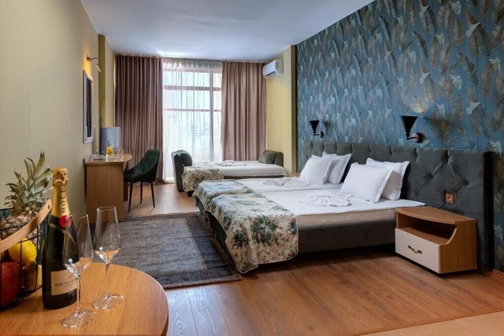 Hotel Hotel Avenue (ex. Avenu, Avenue, Avenue Central) 3*