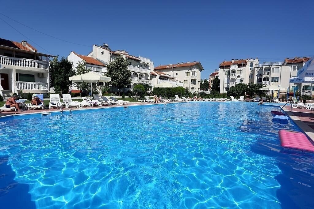 Hotel Aparthotel Bravo 3*