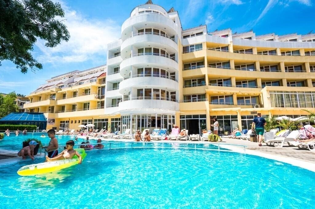 Отель Sun Palace (ex. Sunny Beach Hotel) 4*