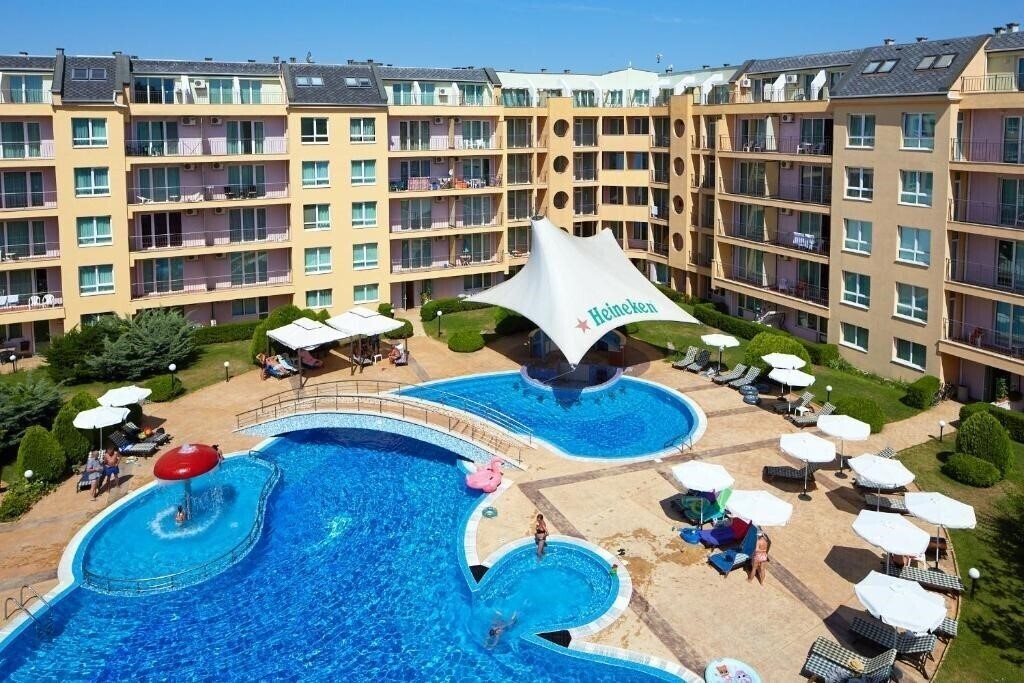 Готель Pollo Resort Complex 3*