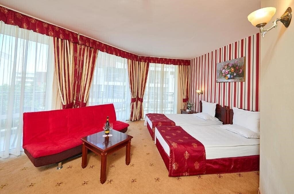 Зображення Karolina Hotel 4*